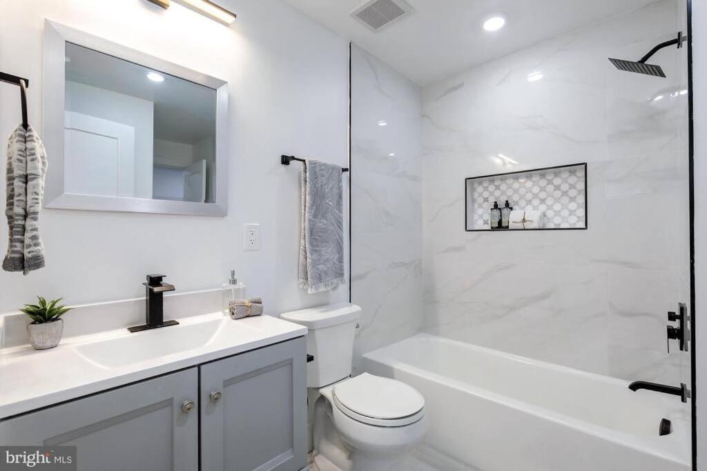 Brandnew Luxury Capitol Hill Apt! Near Free Trolly Washington Buitenkant foto