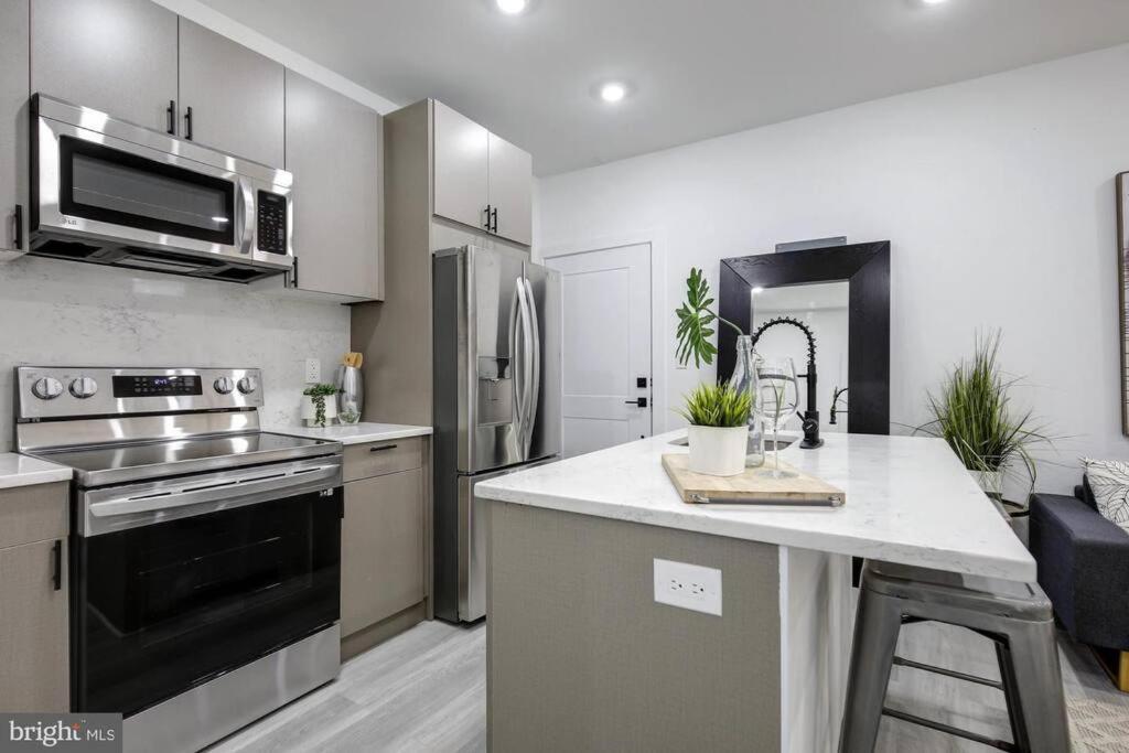 Brandnew Luxury Capitol Hill Apt! Near Free Trolly Washington Buitenkant foto